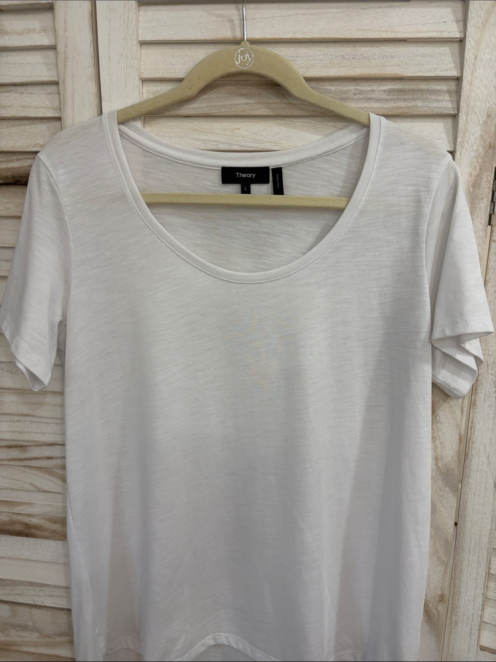 Theory Women's White Scoop Neck T-Shirt